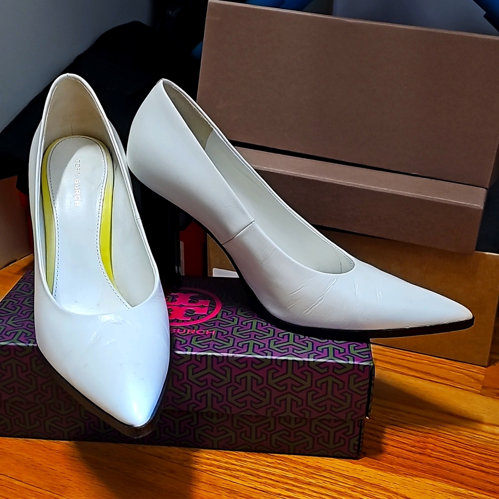 White Pumps Tory Burch